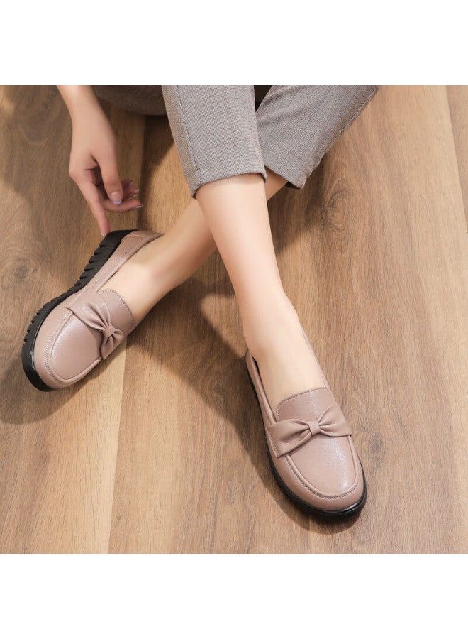 Egchi Women's Shoes Single Middle-aged And Elderly Mother Shoes Ladies Leather Loafers H7523 Beige Size 39 - Image 3