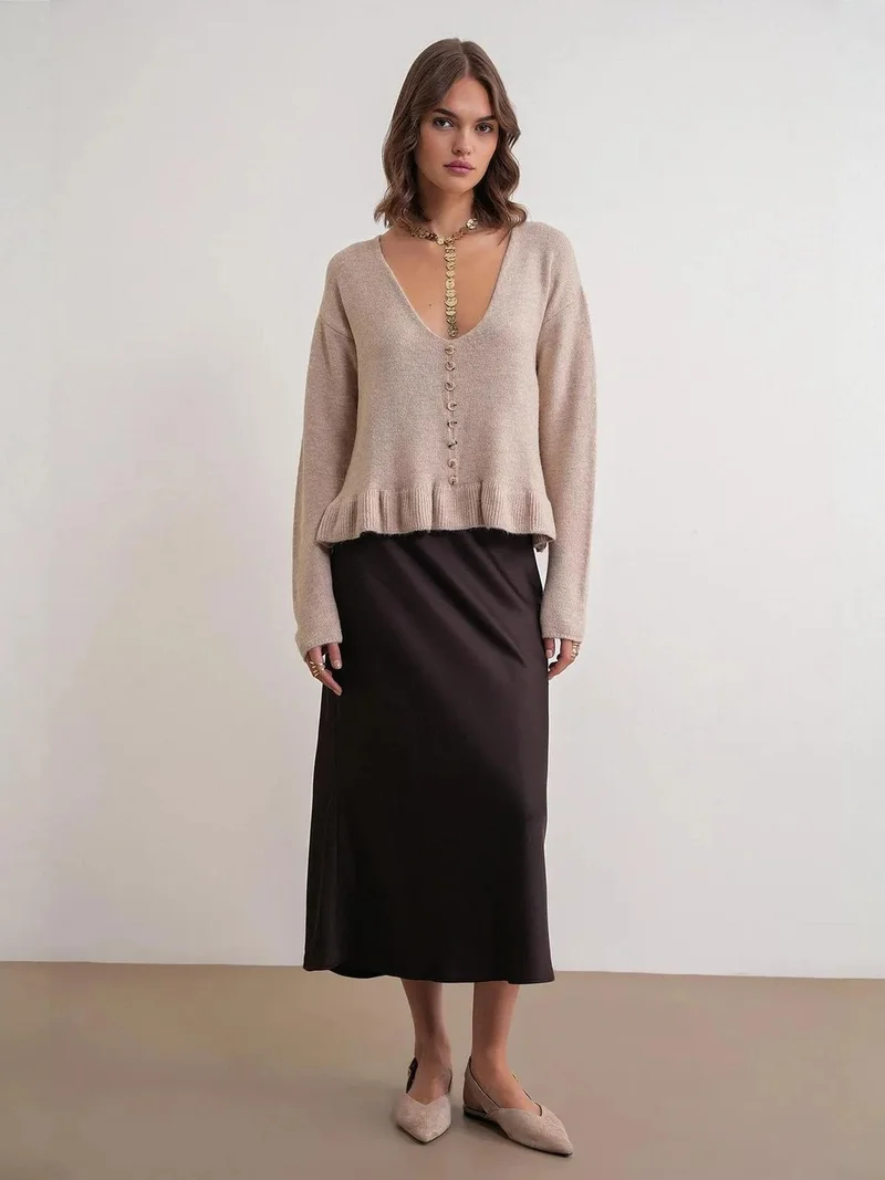 MixRay Mixray Lightweight V-Neck Knit Top with Button Detail