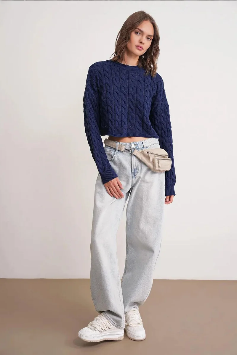 Mixray Mixray Cable Knit Pattern Crew Neck Sweater