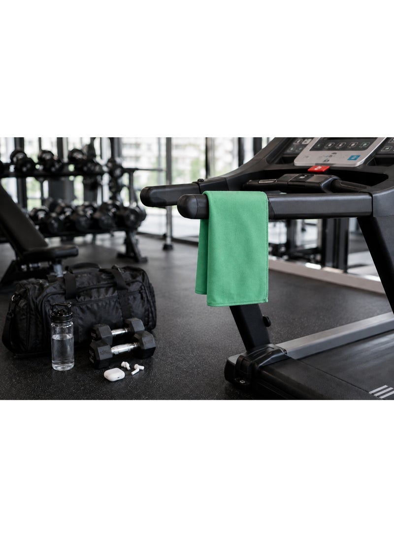 Quick Dry Microfiber Sports Towel 120 x 50 cm Lightweight Gym Towel With Strong Water Absorption Fast Drying Nano Fabric For Gym Travel Sports And Home (Green) - Image 3