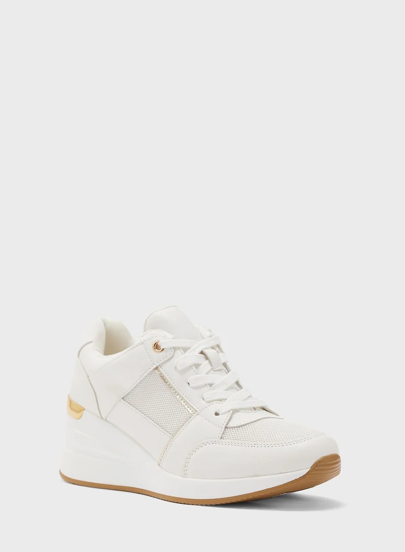NEW LOOK Meringue Low Top Sneakers