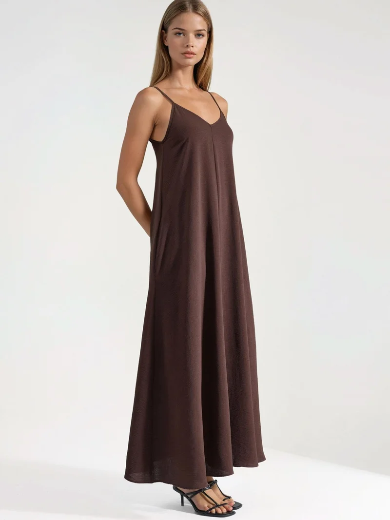 هيكاب فستان ماكسي على شكل حرف