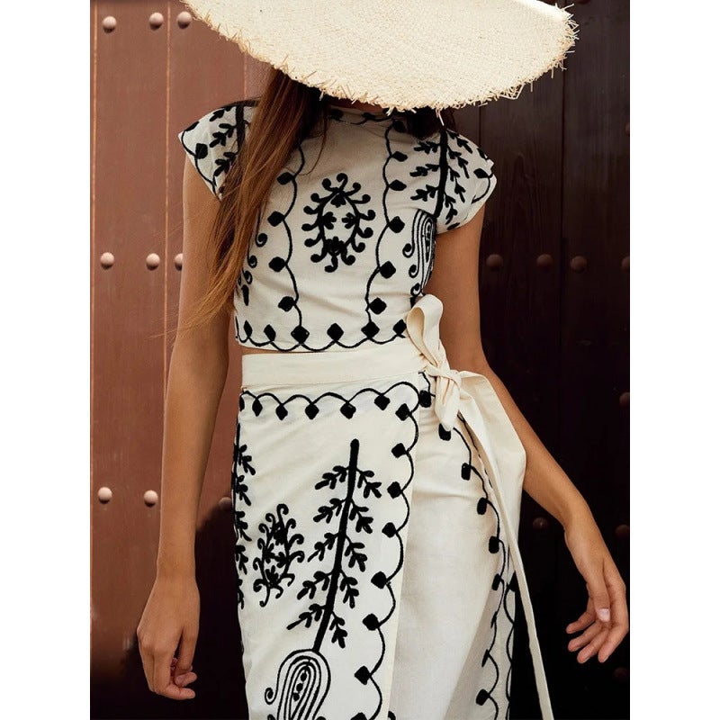 Fashionable Print Holiday Style Two-Piece Dress Set Spring Summer 2024 Polyester Fabric Midi Skirt Short Sleeve Half High Collar Blue - Image 2