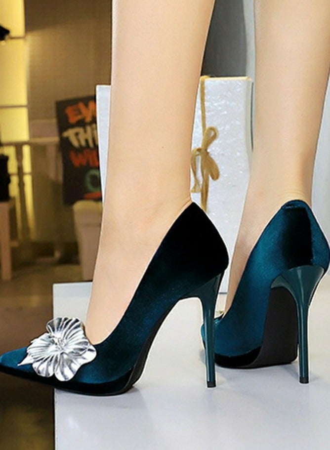 BIGTREE Women's Suede Closed Pointed Toe Stiletto Pump Floral Decoration Elegant High Heels Royal Blue 11CM - Image 5