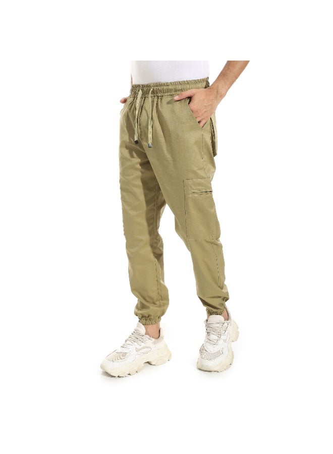 سيزار بنطلون رجالي جبردين مزود بجيوب وسوستة جانبية - Image 2