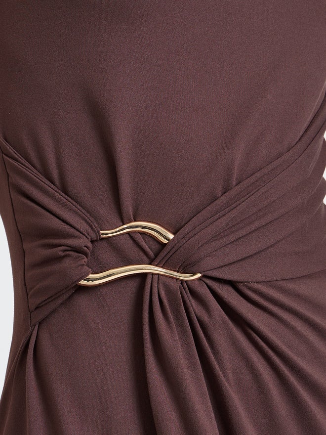 ستايلي فستان ميدي ضيق بتفاصيل زينة معدنية - Image 3