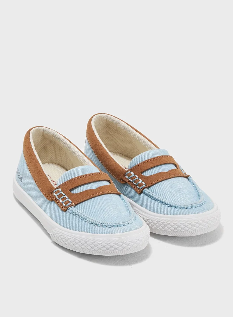 GUESS Youth Dorian Slip On