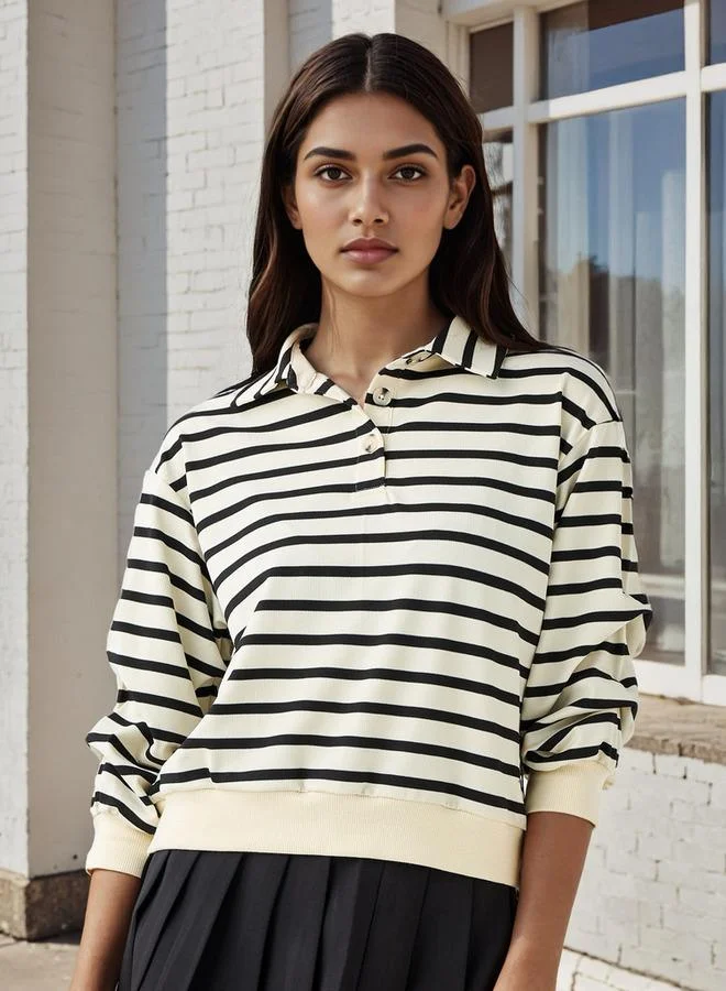 Tom and Jerry Embroidered Collared Sweatshirt