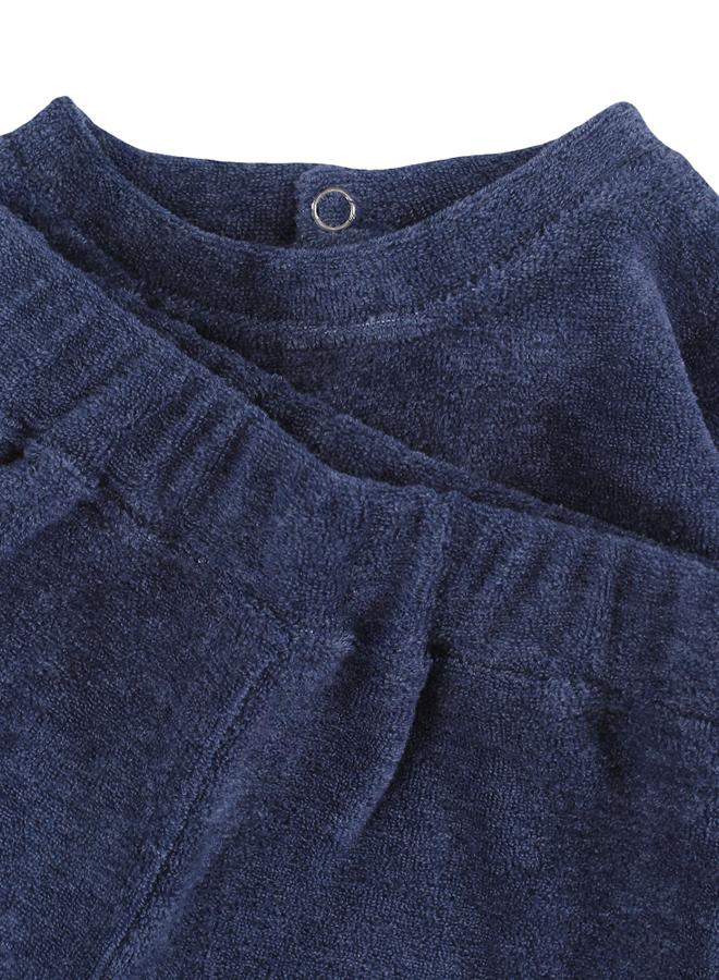 بمبيلو طقم قطعتين من المخمل الناعم للبنات الصغار – كحلي مع طباعة أرنب يأكل - Image 3