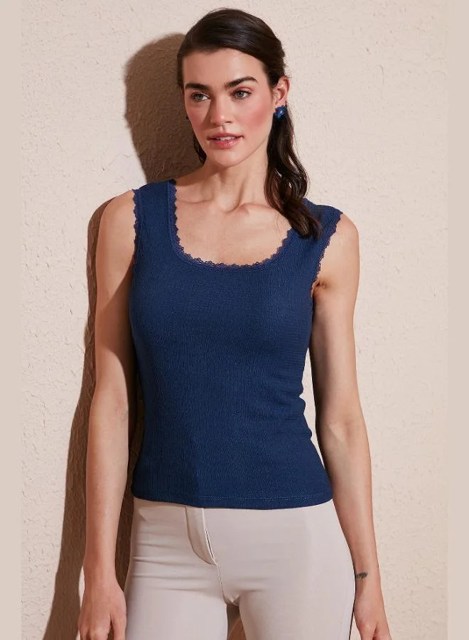 Lela Lela Slim Fit Thick Strap Lace Square Neck Crinkle Tank Top Women's Tank Top 5864979