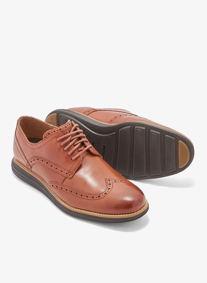 COLE HAAN Original Grand Wingtip Oxford