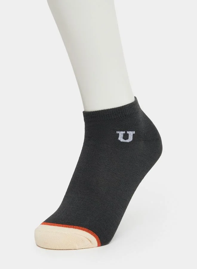 Styli  Styli Pack of 5 - Contrast Detail Ankle Socks for Men | Best Price UAE