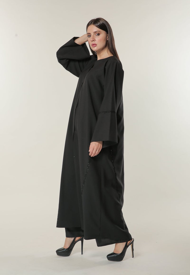 Moistreet Embroidered Flared Sleeve Abaya - Image 4