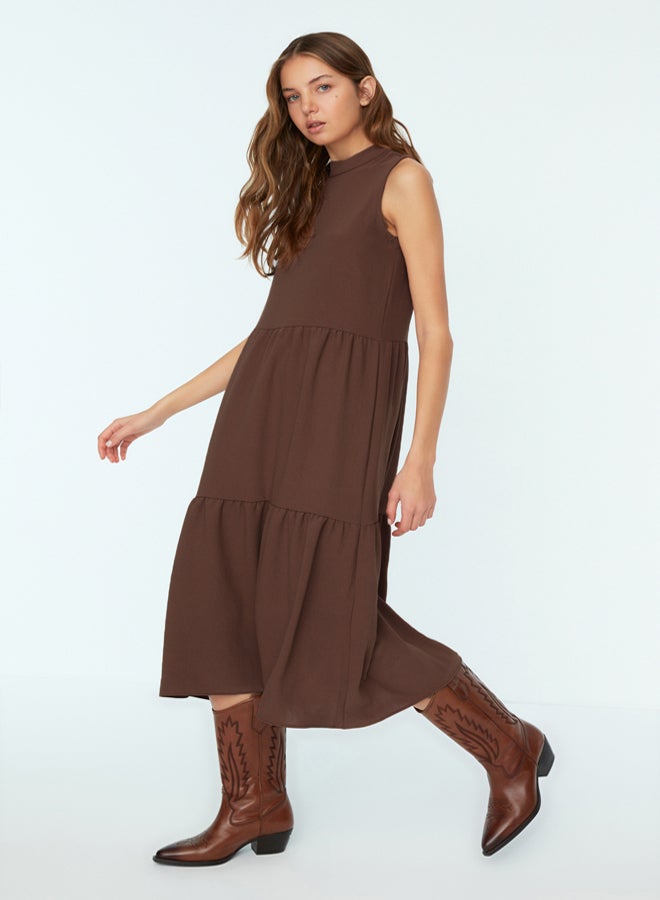 trendyol Brown Shift/Straight Cut Stand Collar Midi Woven Dress  - Image 5