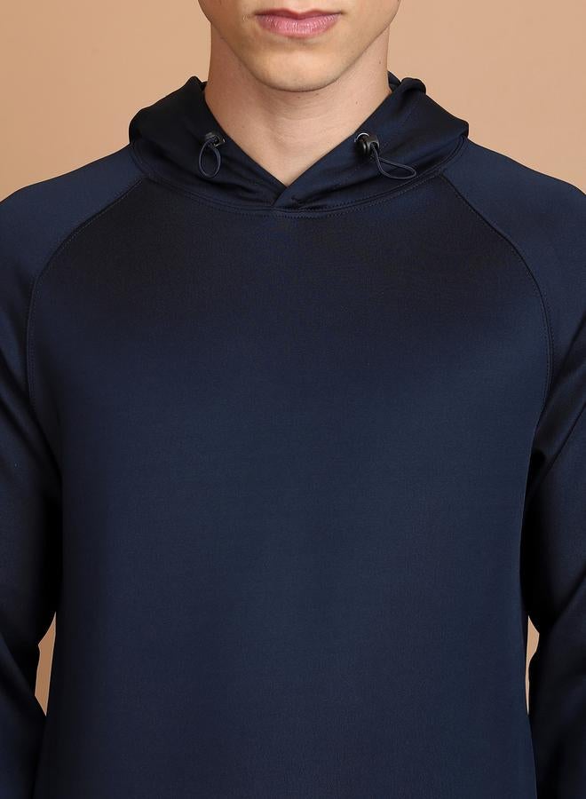 HIGHLANDER Solid Raglan Sleeves Hoodie by Styli - Image 2