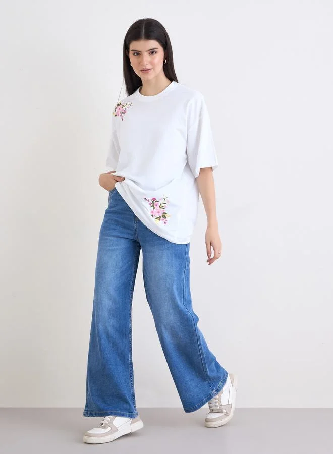 Styli Styli White Embroidered Panel Oversized T-Shirt