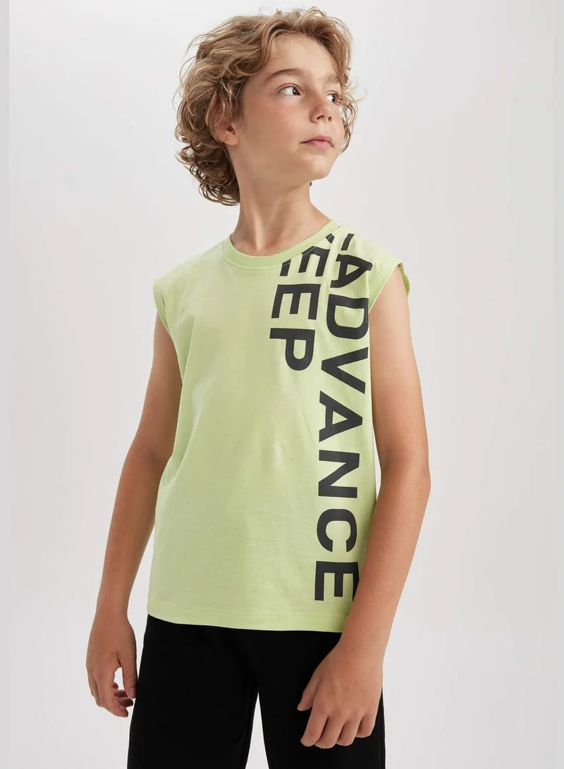 DeFacto Boy Oversize Fit Crew Neck Sleeveless Knitted Athlete