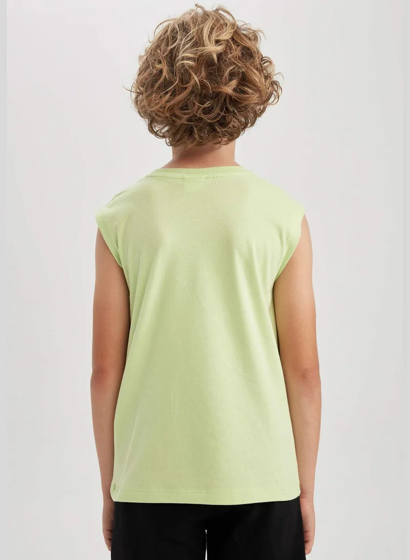 DeFacto Boy Oversize Fit Crew Neck Sleeveless Knitted Athlete