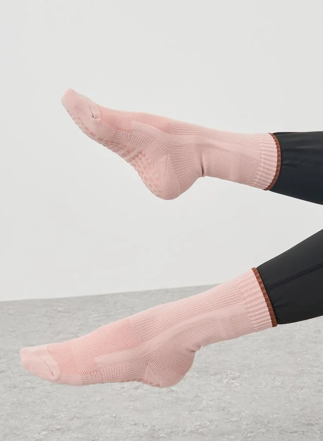 ستايلي Styli Contrast Trim Silicon Base Yoga Socks