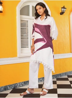 قصة Women's Daisy White & Plum Purple Flowing Petalia Kurta Set  - Image 3