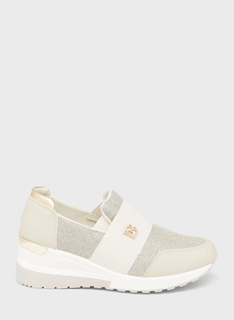 shoexpress Casual Shoes