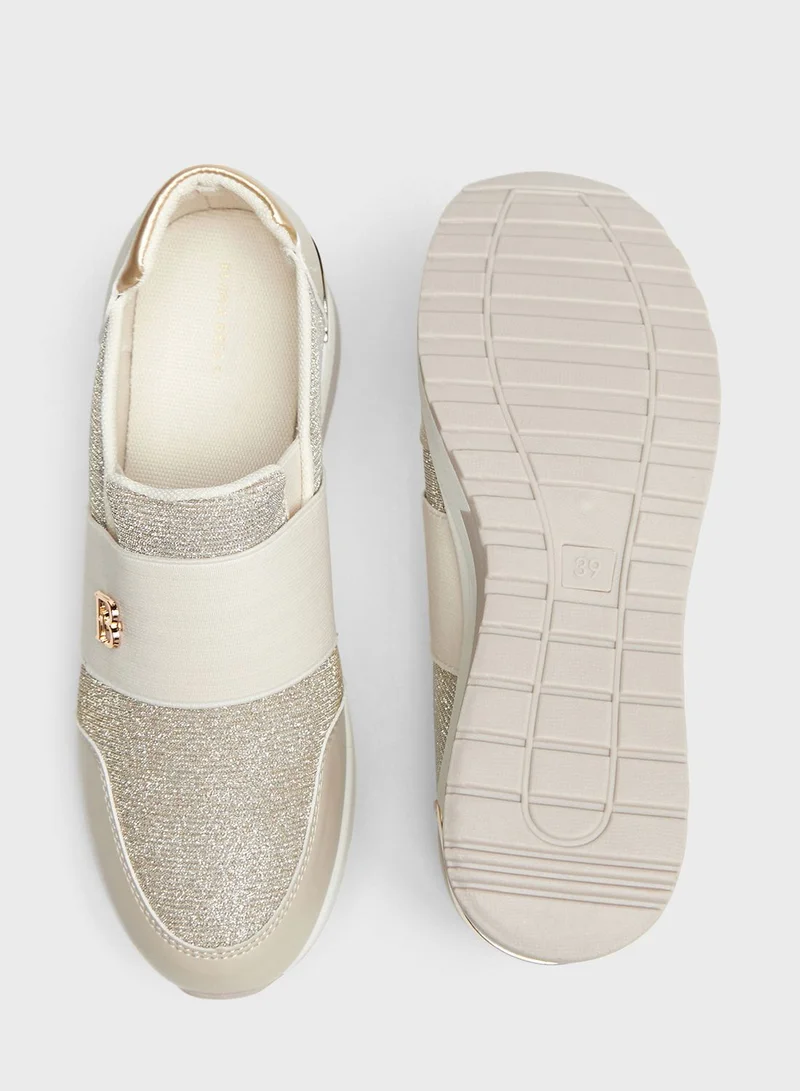 shoexpress Casual Shoes