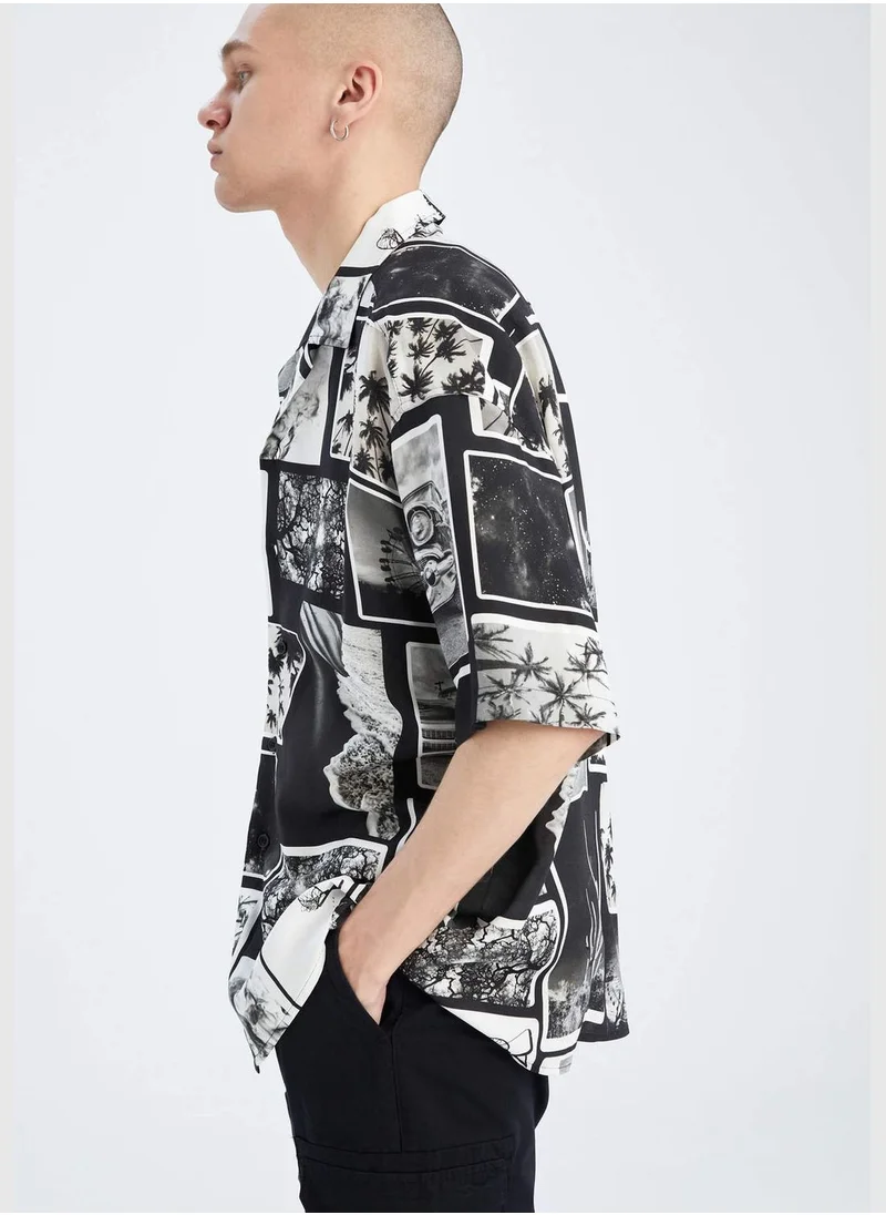 ديفاكتو Man Oversize Fit Woven Short Sleeve Shirt