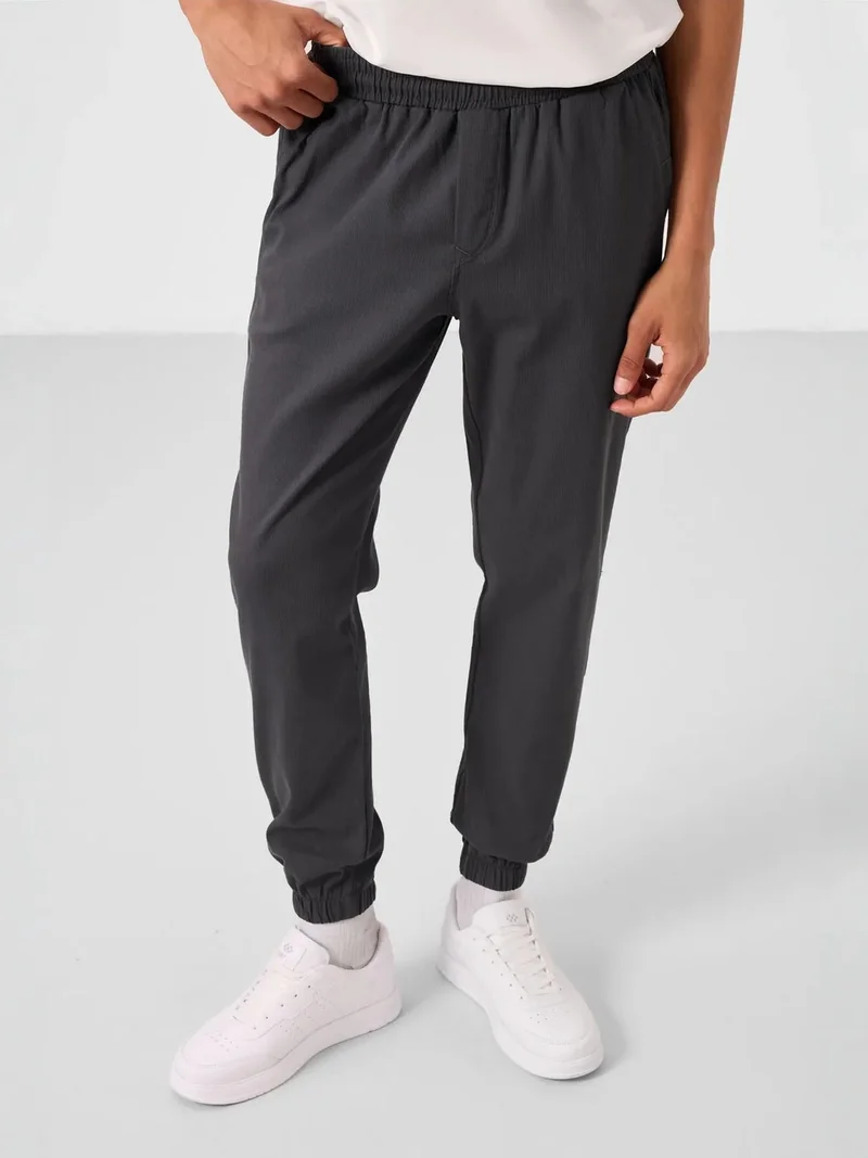 تومي لايف TOMMY Straight-Leg Pull-On Chinos