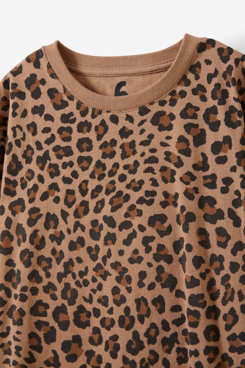 كوتون اون Essential Short Sleeve Graphic Tee