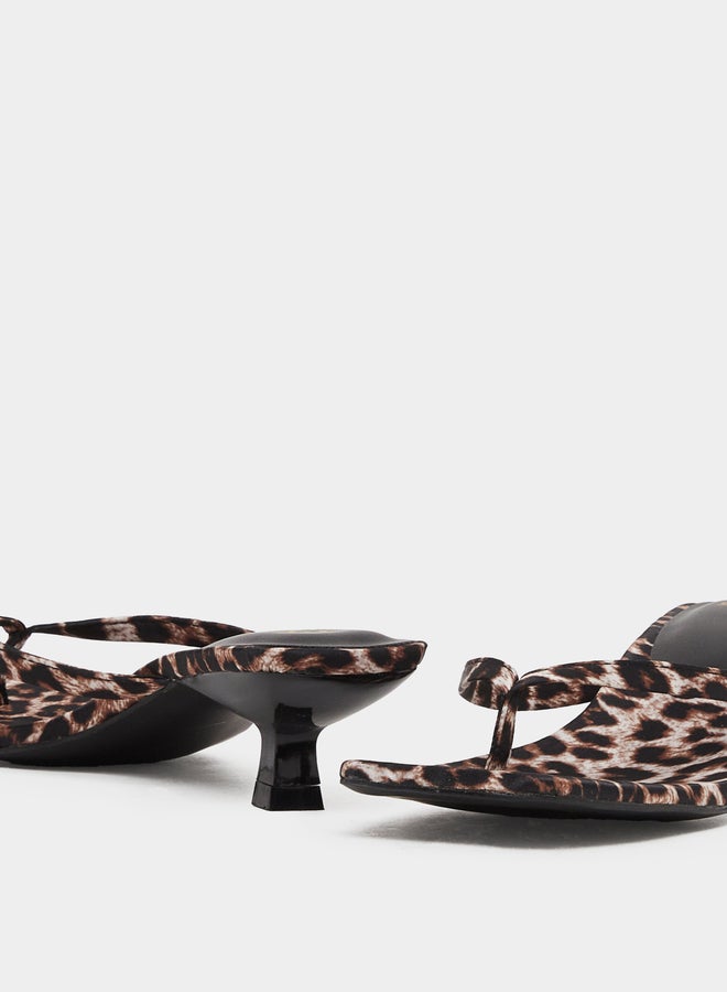 Styli Animal Print Thong Toe Kitten Heel Sandals  - Image 3