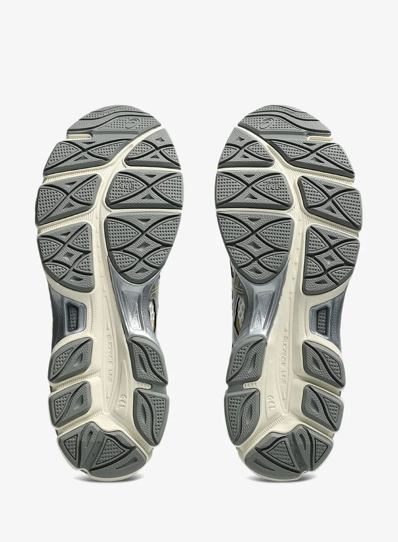 Asics White GEL-CUMULUS 16 Running Shoes for Women | Best Price UAE