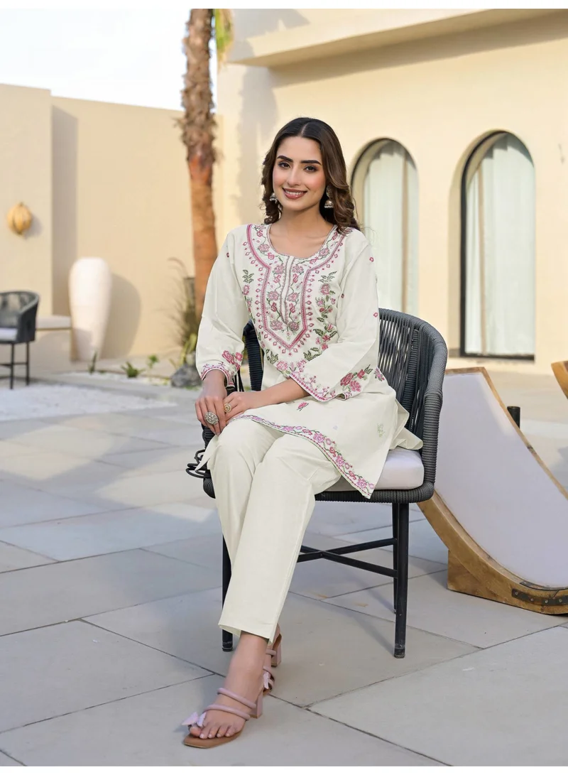 أميا cotton-embroidered-fancy-co-ord-set