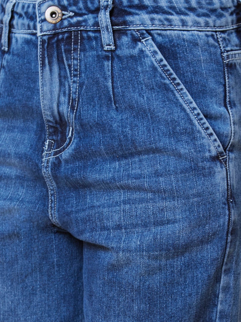 globus Globus Women Blue Boyfriend Fit Light Fade Jeans  - Image 5