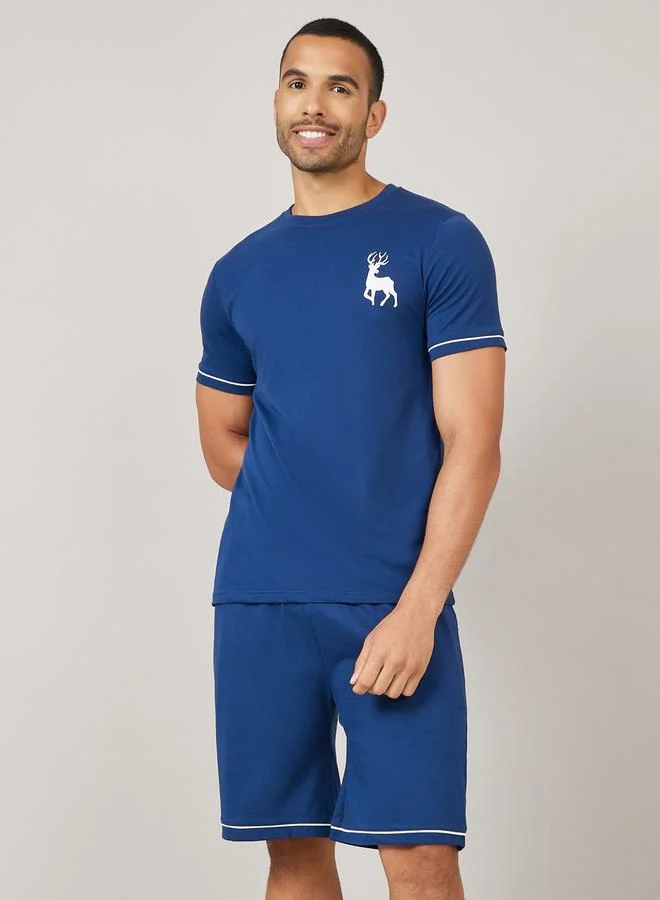 Styli Graphic Print Detail T-shirt and Shorts Set