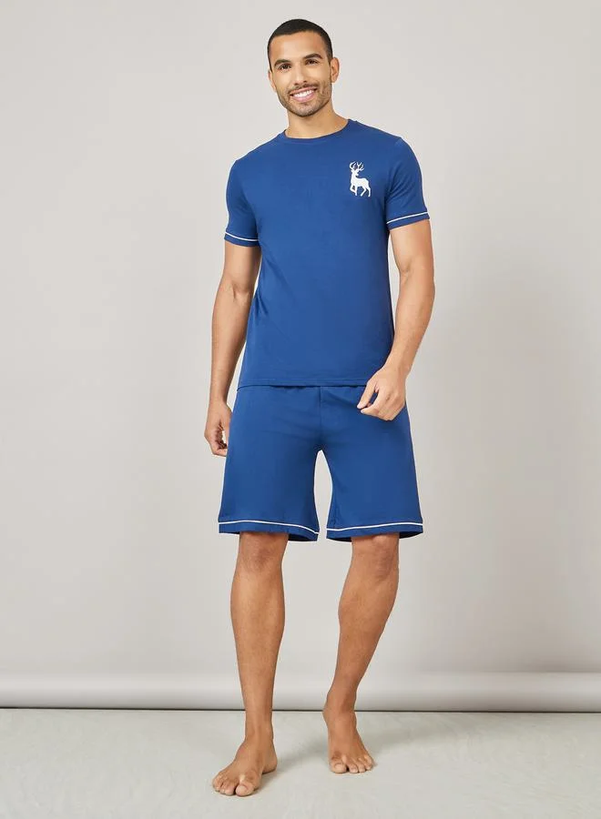 Styli Graphic Print Detail T-shirt and Shorts Set