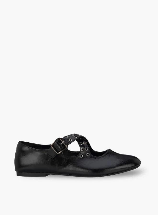 سيليست Women Rivet Embellished Cross Strap Mary Jane Shoes