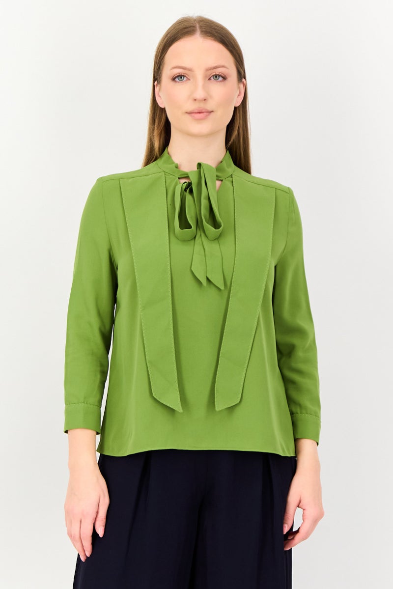 VERO MODA بلوزة نسائية بأكمام طويلة وياقة مربوطة، خضراء - Image 1