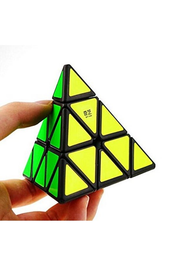 CuberSpeed - Qiyi Pyraminx Black Speed Cube Mofangge Qiming Qy Toys Pyramid Black Speed Cube - Image 1
