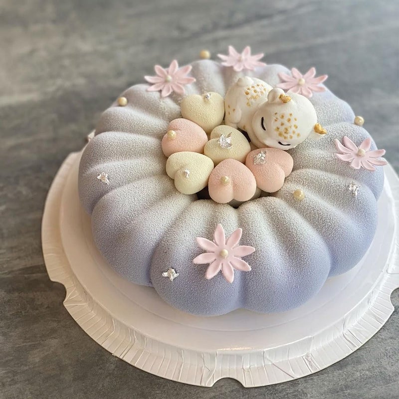 QUDUME Silicone Fluted Cake Pan, 7.8 Inch Fluted Tube Cake Pan Round Wreath Crown Mousse Cake Donut Silicone Mold for Cake Jello Gelatin Bread Para Donut - Image 5