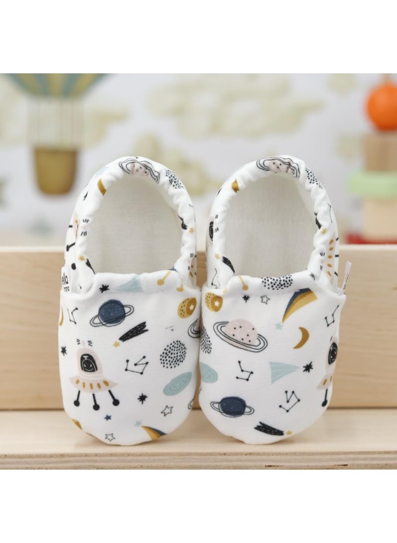 Patterned Baby Booties, Non-Slip Sole, Home Nursery Shoes Slippers, Space Shuttle