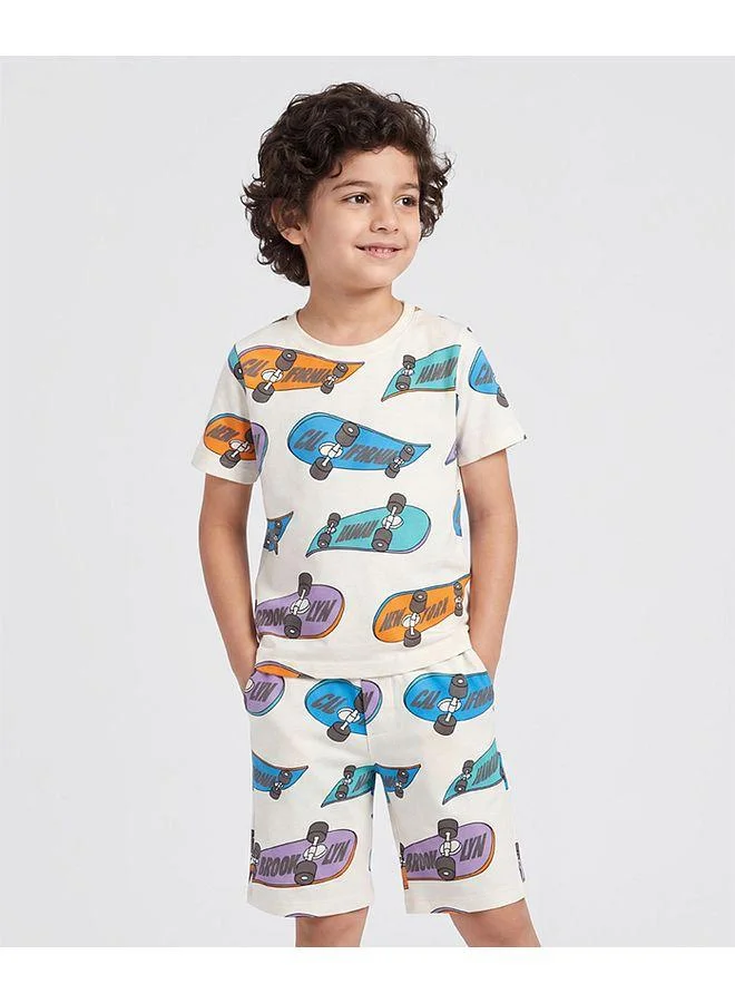 Pine Kids Pine Kids Single Jersey Knit Half Sleeves T-Shirt & Shorts Night Suit With Skateboard Print - White