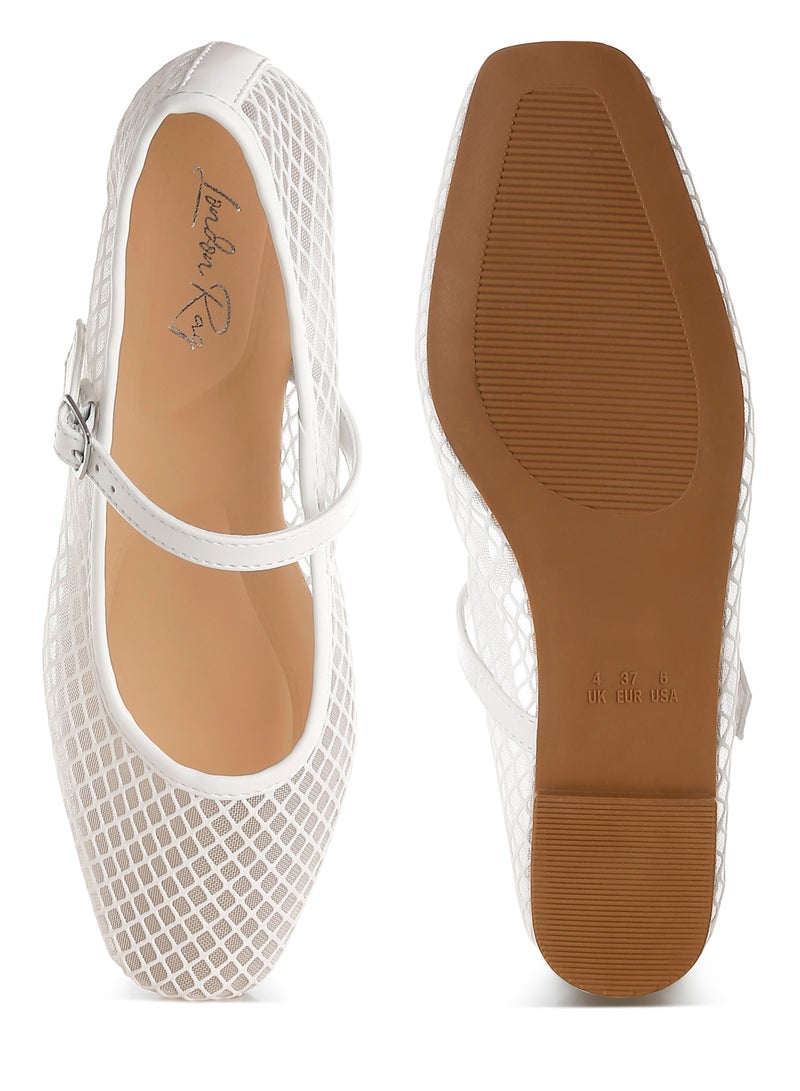 لندن راج حذاء ماري جين مسطح من شبكة باللون الأبيض - Image 4