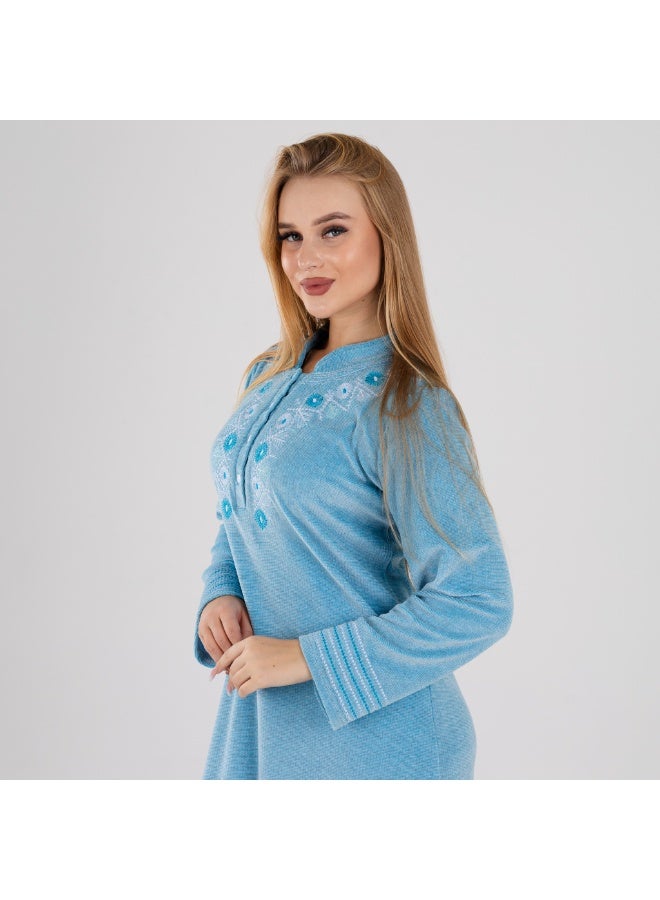 زيكوتكس  جلابية قطيفة شتوية سماوي 🩵 تطريز ناعم - دفء وشياكة للبيت - Image 4