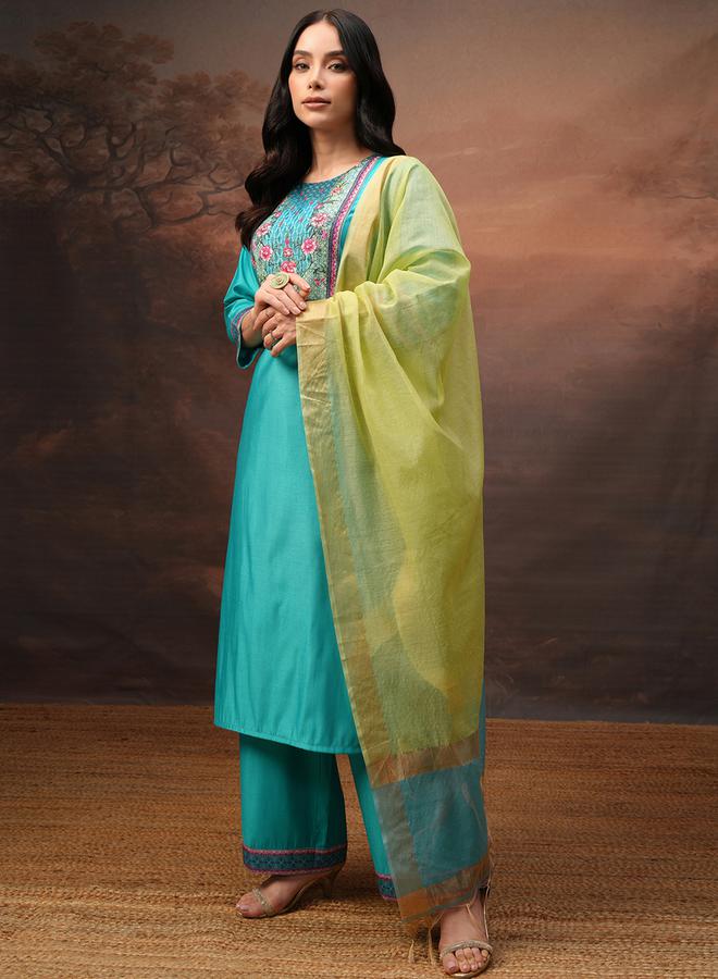 فيشود طقم كورتا نسائي أزرق مطبوع بالزهور - Image 4