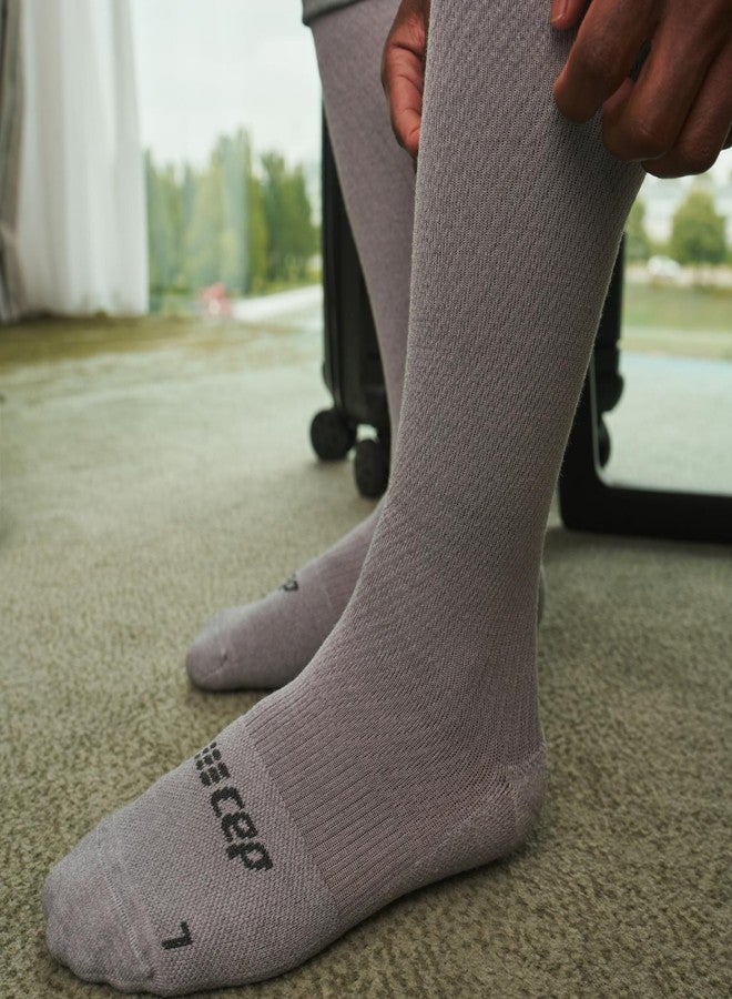 CEP Flight Compression Socks, Light Grey, Men, III - Image 3
