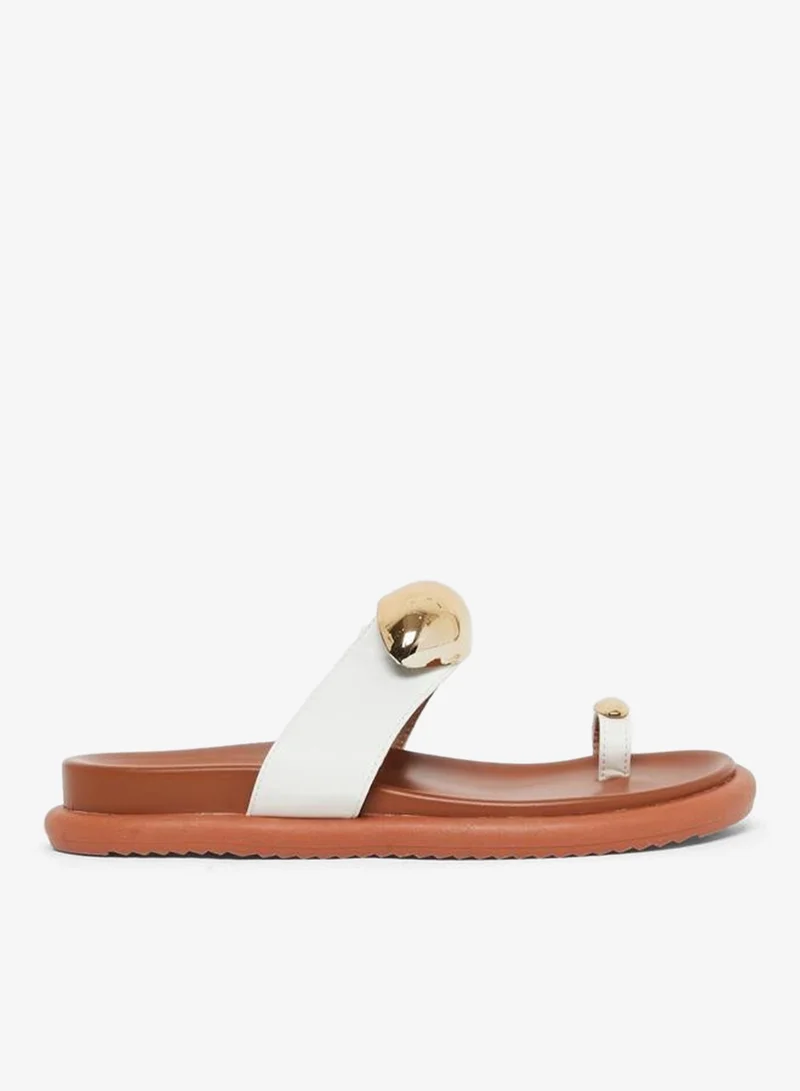 Styli Metal Accent Toe-Loop Flat Sandals