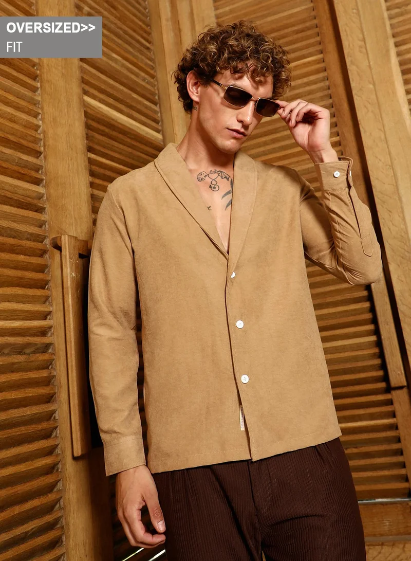 Campus Sutra Campus Sutra Men's Tan Brown Solid Shawl Collar Oversized Shirt For Casual Wear | Shawl Collar | Long Cuffed Sleeves | Button Closure | Oversized Shirt Crafted With Comfort Fit For Everyday Wear