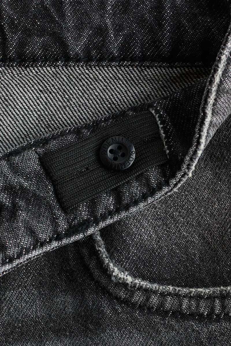 اتش اند ام شورت دينم بقصة فضفاضة