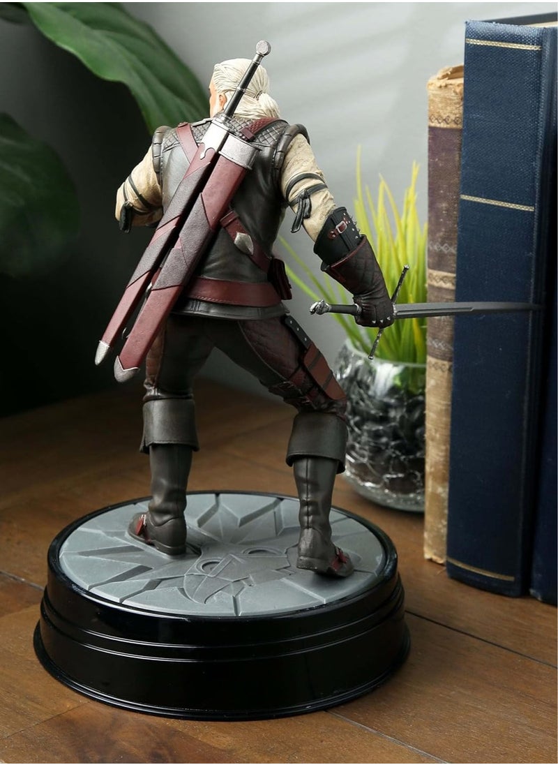 Dark Horse Comics - Comics The Witcher 3: Wild Hunt Geralt Manticore Figure, Standard - Image 1