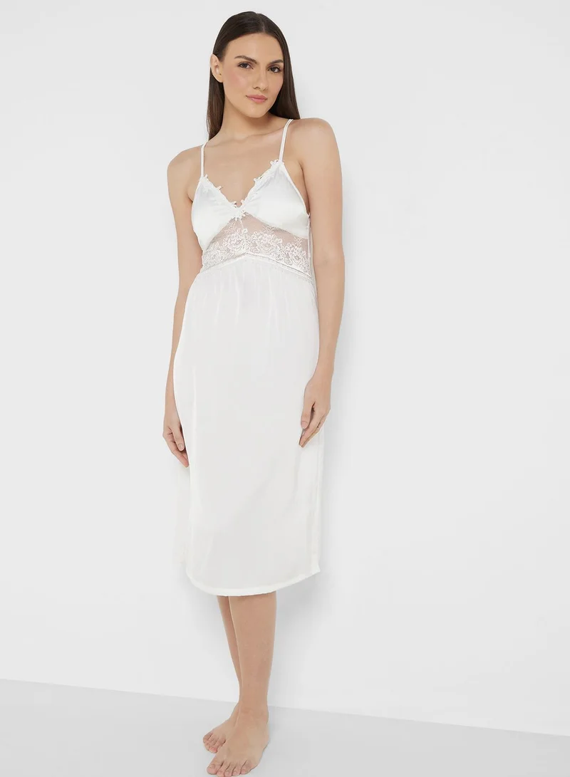 ELLA Slip With Lace Trim